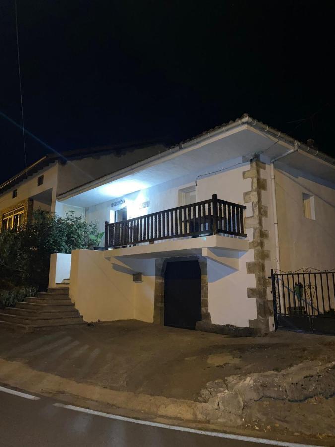 הוילה Concha  Vicario Etxea מראה חיצוני תמונה